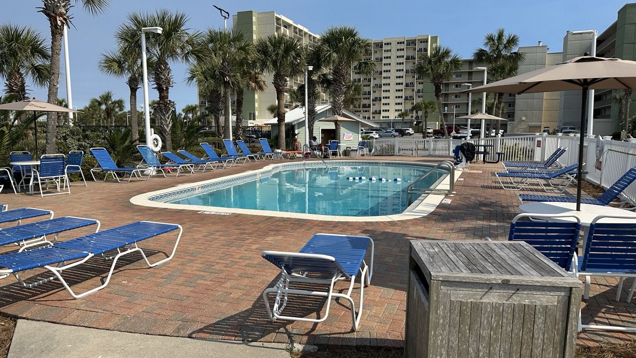 Pinnacle Port Outdoor Pool